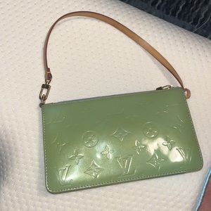 Authentic Louis Vuitton vernis pochette